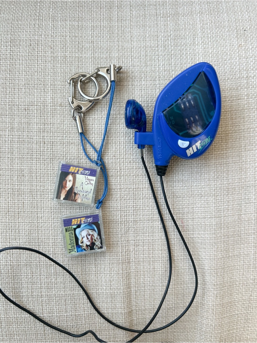 Vintage HitClips Audio Player with 2 Music HitClips – 2001 (original owner)